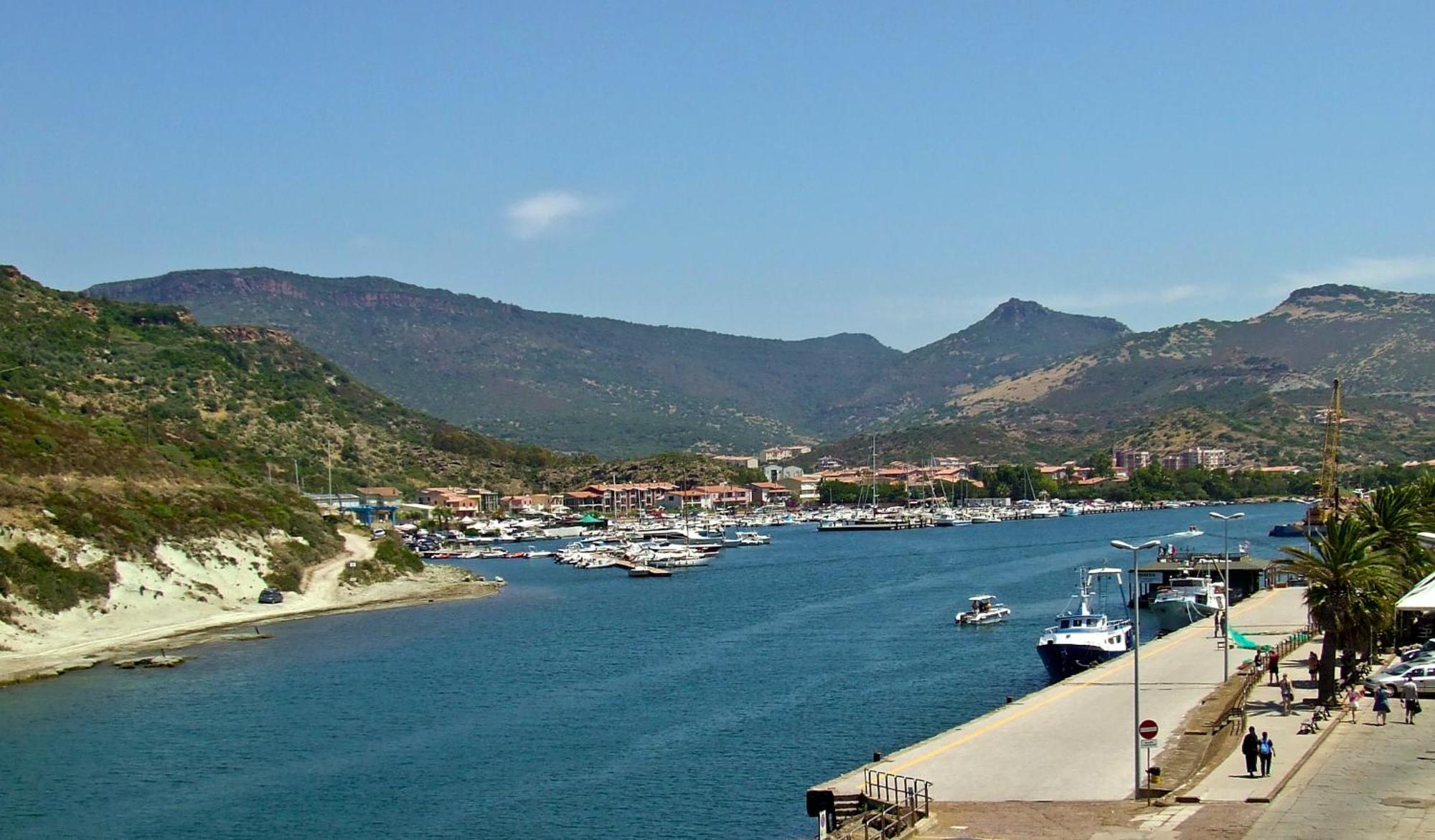 Hotel Miramare Bosa Marina Zewnętrze zdjęcie