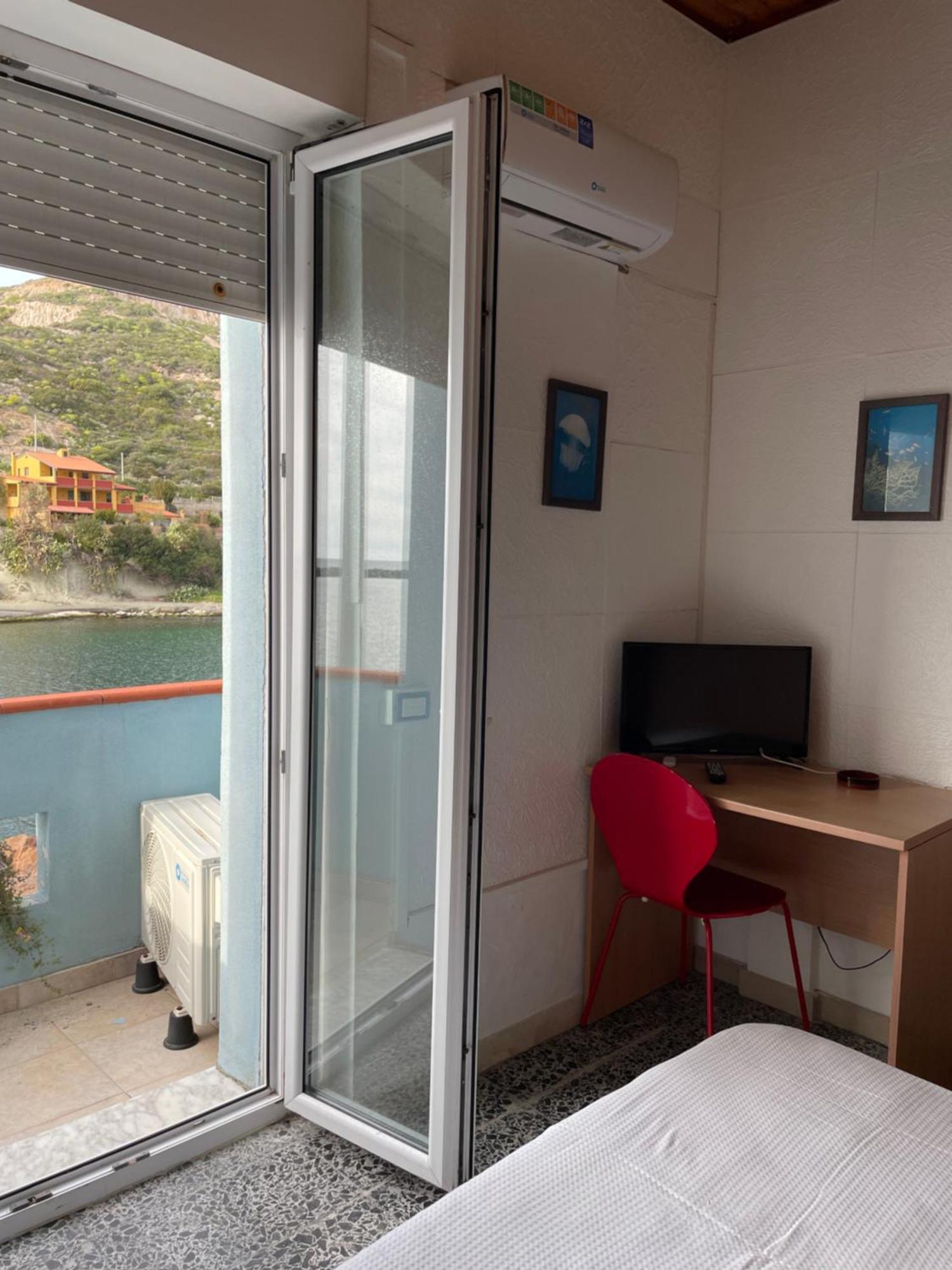 Hotel Miramare Bosa Marina Zewnętrze zdjęcie